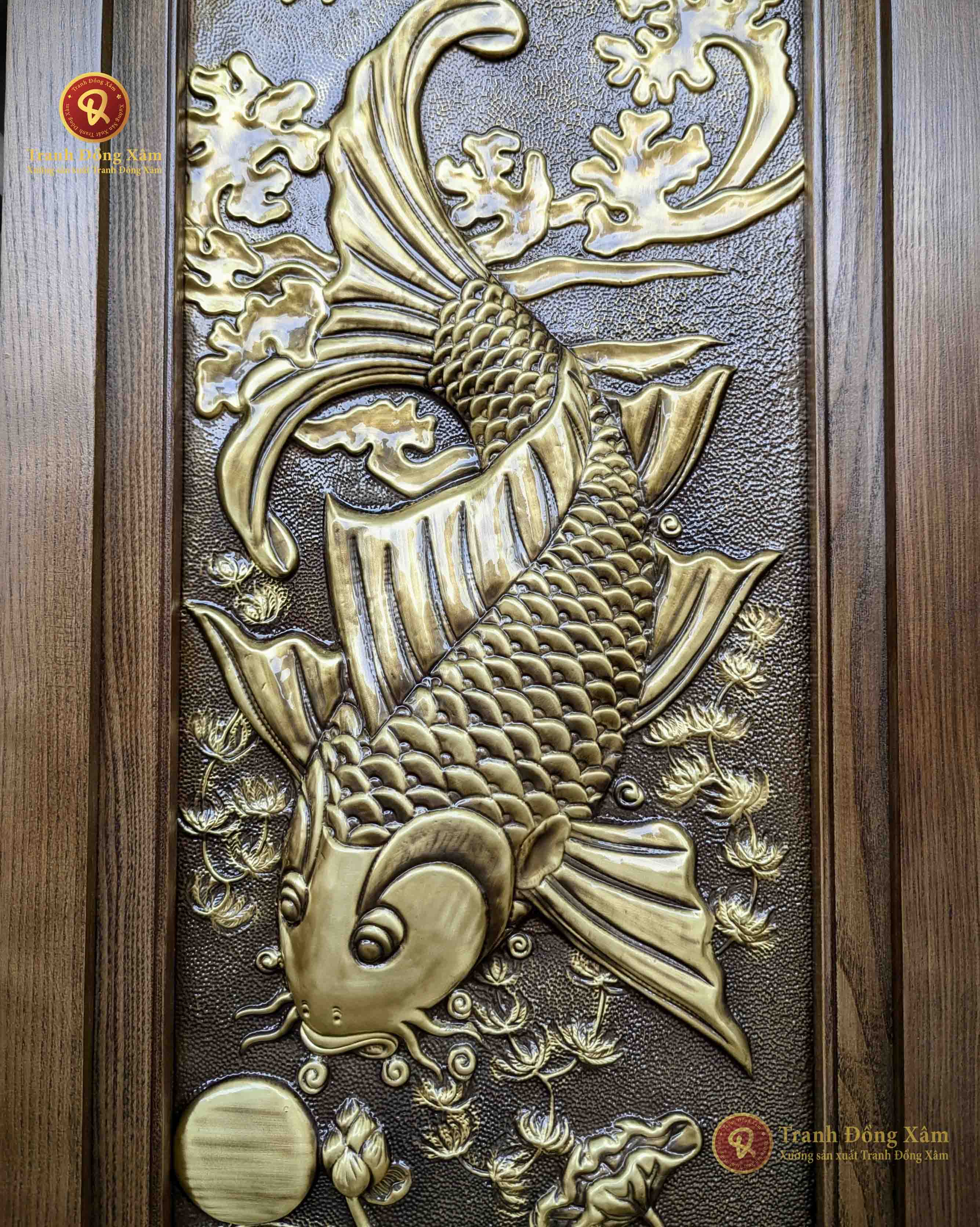 tranh lý ngư vọng nguyệt bằng đồng
